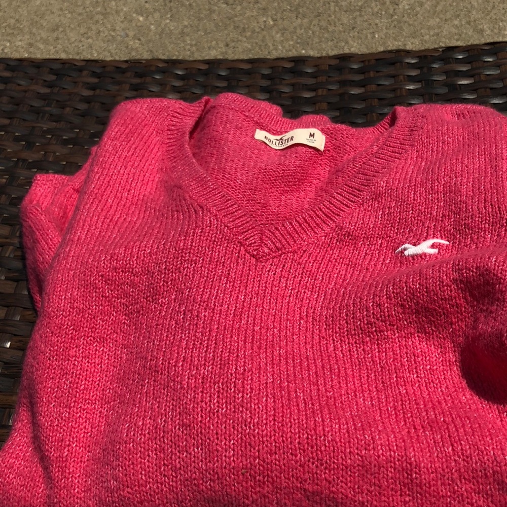 Hollister sweater